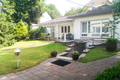 Bungalow mit Blick zum unserem Garten